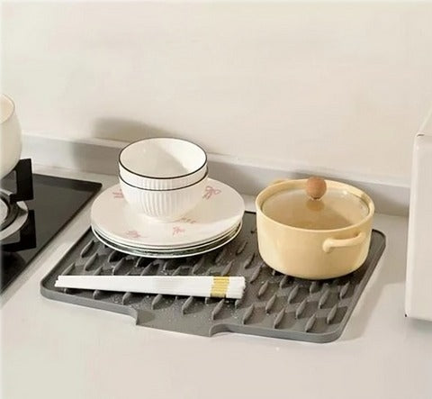 Monikäyttöinen silikoninen kuivausalusta – [OSTA 1, SAAT 1 ILMAISEKSI]